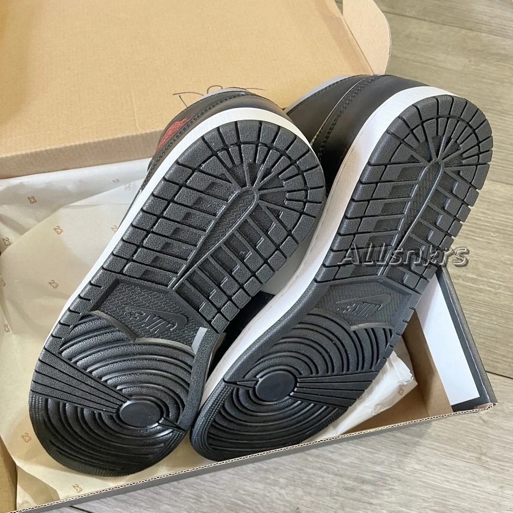 Air Jordan 1 Mid Black Gym Red Grey Men’s - Picture 6 of 7